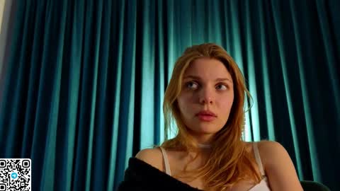 Snapshot of philippabrainard chatting on 03/08/25, 02:23 Hello guys Sweet Scarlett here NEXT LIVE 5AM 2 gmt online show from 03/08/25, 02:23