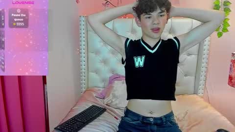 PHILLIP online show from 03/10/26, 03:11