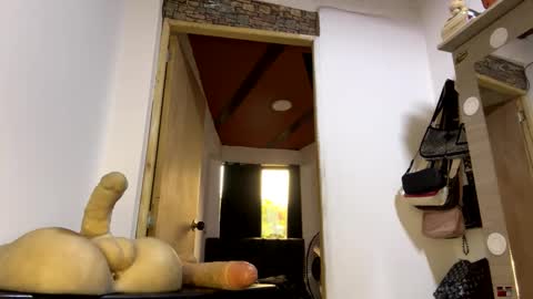 PHILLIP online show from 09/19/25, 12:06