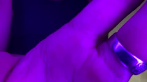 PHILLIP online show from 11/24/25, 12:05