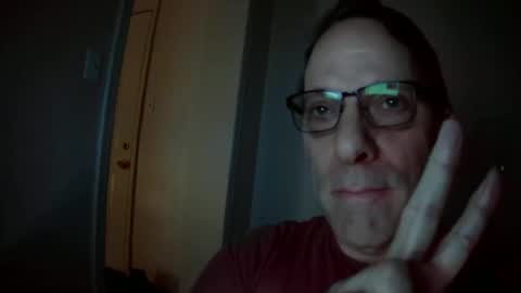 Snapshot of philochi69 chatting on 11/21/25, 07:40 PhiloChi69 online show from 11/21/25, 07:40