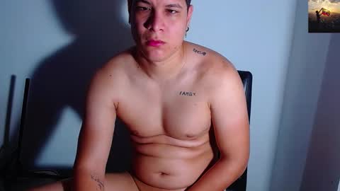 Snapshot of phoenixgnz08 chatting on 01/11/25, 11:02 AdnierGnz online show from 01/11/25, 11:02