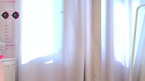 Lora black  and Lili blonde welcome you here online show from 03/08/25, 11:37