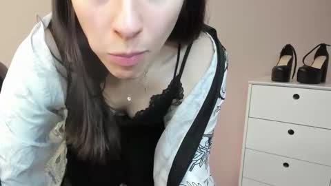 P I A online show from 11/23/25, 07:52