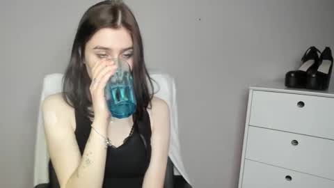 P I A online show from 12/02/25, 09:43