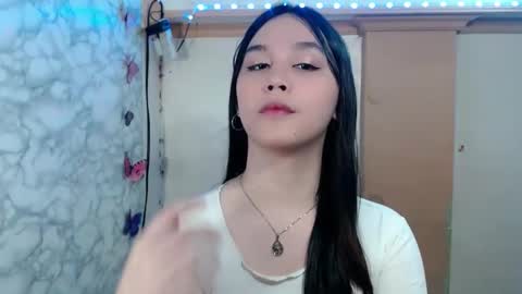 Ms Pia online show from 04/23/26, 05:15