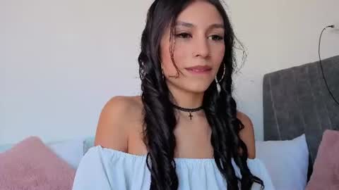 Snapshot of pia_stone1 chatting on 07/17/26, 09:30 Liz online show from 07/17/26, 09:30