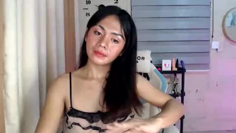 Snapshot of pia_xxx chatting on 02/10/26, 09:41 Pia online show from 02/10/26, 09:41