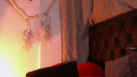  PIA FISHER  online show from 02/09/26, 01:09