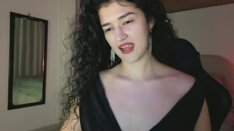 piama_burnss online show from 05/26/26, 11:56