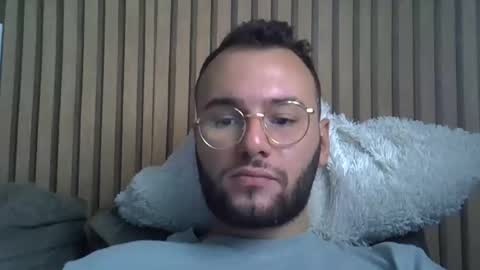 Snapshot of piazaocwbbb chatting on 10/22/25, 07:46 piazaocwbbb online show from 10/22/25, 07:46