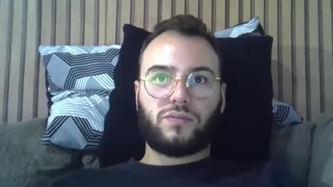 Snapshot of piazaocwbbb chatting on 11/19/25, 01:49 piazaocwbbb online show from 11/19/25, 01:49