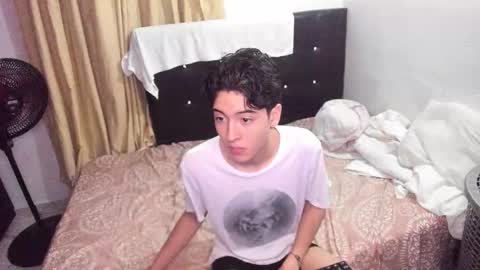 picaszomilos350 online show from 02/13/26, 05:25