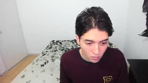 picaszomilos350 online show from 02/25/26, 11:47