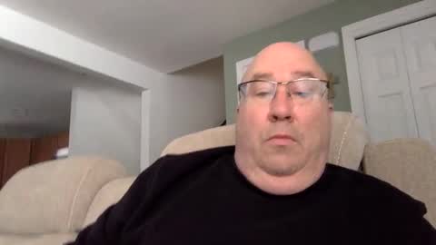 Snapshot of pickme11113 chatting on 03/04/25, 12:44 pickme11113 online show from 03/04/25, 12:44