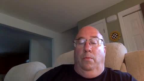 Snapshot of pickme11113 chatting on 09/17/25, 10:44 pickme11113 online show from 09/17/25, 10:44