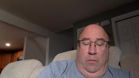 Snapshot of pickme11113 chatting on 11/03/25, 02:51 pickme11113 online show from 11/03/25, 02:51