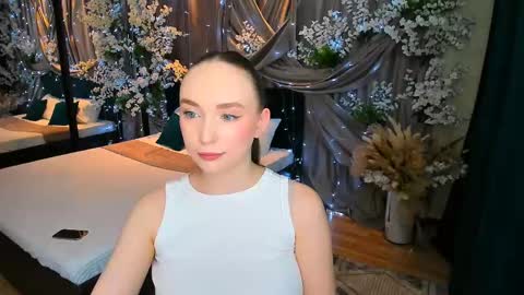 Emelie online show from 03/12/25, 04:35