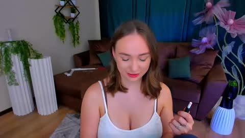 Emelie online show from 10/14/25, 08:09