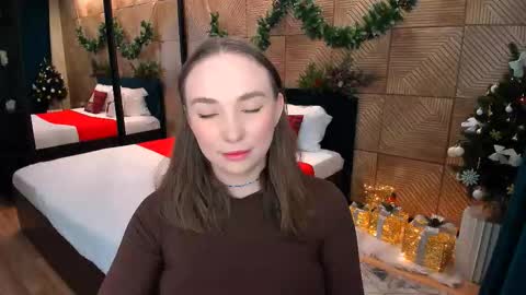 Emelie online show from 12/23/25, 10:13