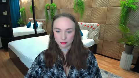 Emelie online show from 03/29/26, 10:37