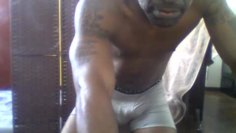 Snapshot of piepdreme chatting on 06/19/26, 07:17 PIE P DREME online show from 06/19/26, 07:17