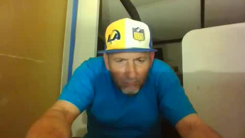 pierce702420 online show from 04/18/26, 08:07