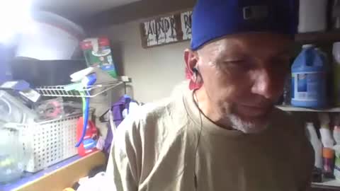 pierce702420 online show from 05/05/26, 05:26