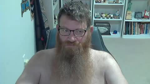 Snapshot of pierced2878 chatting on 06/13/26, 02:31 pierced2878 online show from 06/13/26, 02:31
