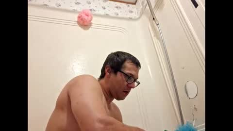 Snapshot of pierceddicktravis chatting on 12/26/24, 11:21 travis online show from 12/26/24, 11:21
