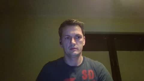 Snapshot of piercingsxxx chatting on 01/09/25, 05:11 piercingsxxx online show from 01/09/25, 05:11