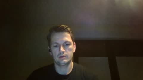 Snapshot of piercingsxxx chatting on 01/11/25, 09:46 piercingsxxx online show from 01/11/25, 09:46