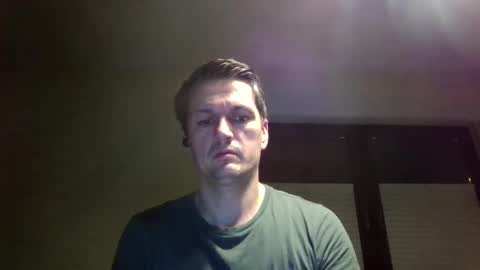 Snapshot of piercingsxxx chatting on 01/25/25, 05:19 piercingsxxx online show from 01/25/25, 05:19