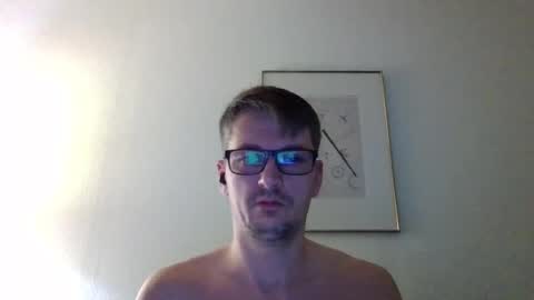 Snapshot of piercingsxxx chatting on 02/16/25, 09:27 piercingsxxx online show from 02/16/25, 09:27