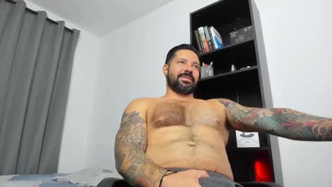 Snapshot of pierrevidal chatting on 01/22/25, 02:15 Pierre online show from 01/22/25, 02:15