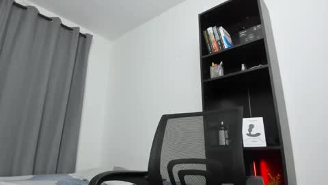 Snapshot of pierrevidal chatting on 01/27/25, 11:43 Pierre online show from 01/27/25, 11:43
