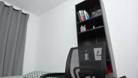 Snapshot of pierrevidal chatting on 01/28/25, 10:56 Pierre online show from 01/28/25, 10:56