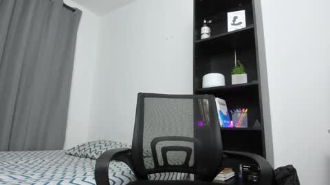 Snapshot of pierrevidal chatting on 02/16/25, 12:41 Pierre online show from 02/16/25, 12:41