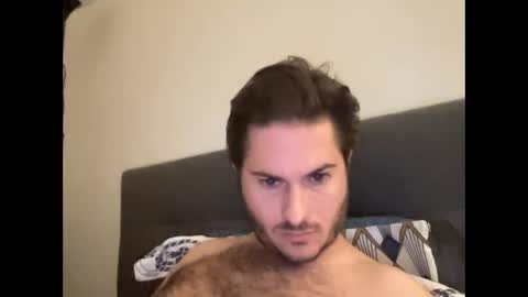 Snapshot of pierrot462900 chatting on 12/17/24, 04:56 pierrot462900 online show from 12/17/24, 04:56