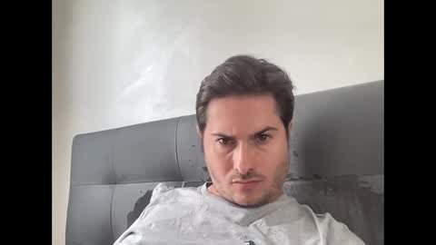 Snapshot of pierrot462900 chatting on 09/13/25, 11:21 pierrot462900 online show from 09/13/25, 11:21