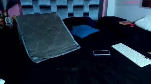 Snapshot of piggy_eddy chatting on 01/10/25, 03:18 Eddy Brock... Its a pleasure to talk to... online show from 01/10/25, 03:18