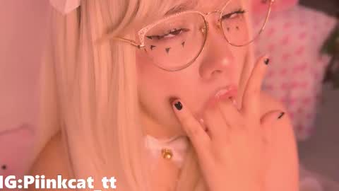 Emi online show from 12/02/25, 05:46