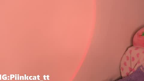 Emi online show from 12/03/25, 05:37