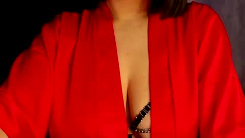 PikaNikaAh online show from 02/11/25, 11:12