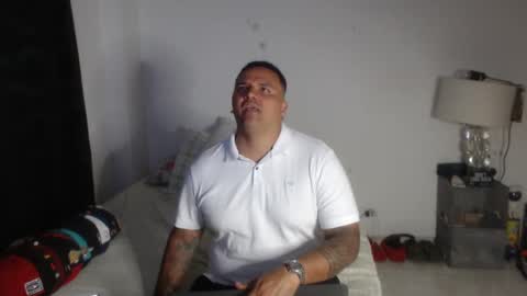 pikoro_gomez online show from 01/16/25, 01:27