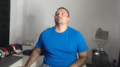 pikoro_gomez online show from 03/04/25, 01:55