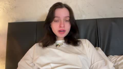 Trisha     online show from 01/10/25, 01:31