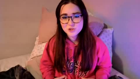 PilloGoddess online show from 07/28/26, 05:25