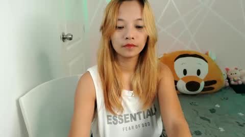 Snapshot of pinay_beauty14 chatting on 12/12/24, 12:16 pinay beauty14 online show from 12/12/24, 12:16