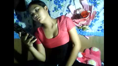 Snapshot of pinay_just18th chatting on 05/25/26, 09:15 pinay_just18th online show from 05/25/26, 09:15